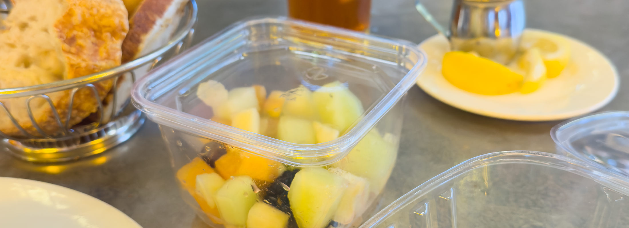 compostable square deli container